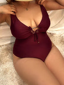 Maiô Elegance Swimwear Plus Size para o Verão.