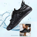 Calçado Esportivo Tecnológico para Aventuras Aquáticas AquaFlex Pro.