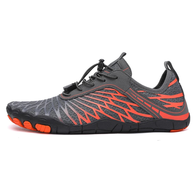 Calçado Esportivo Tecnológico para Aventuras Aquáticas AquaFlex Pro.