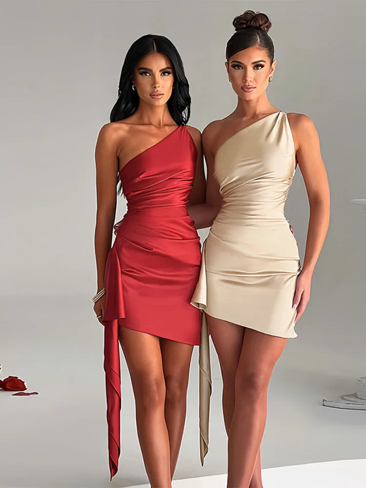 Vestido Curto de Cetim Modern Avery